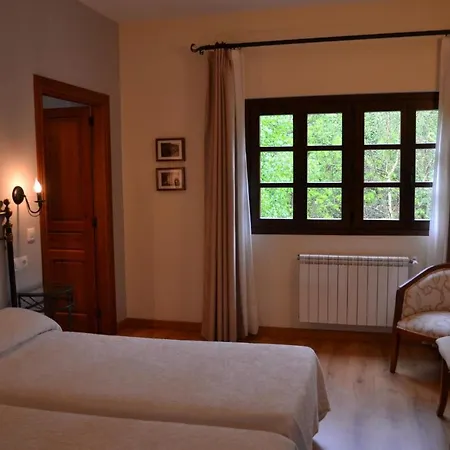 Alesga Rural - Valles Del Oso -asturias San Salvador (Asturias)