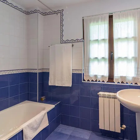 Alesga Rural - Valles Del Oso -asturias 3* San Salvador (Asturias)