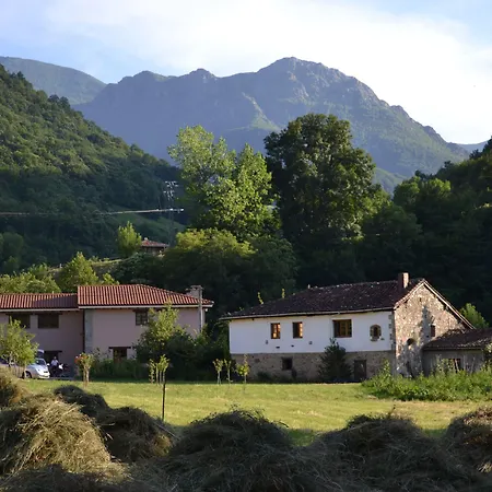 Alesga Rural - Valles Del Oso -asturias San Salvador (Asturias)