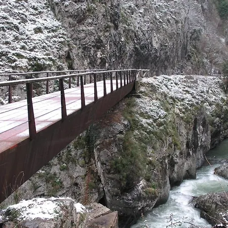 Alesga Rural - Valles Del Oso -asturias 3* San Salvador (Asturias)