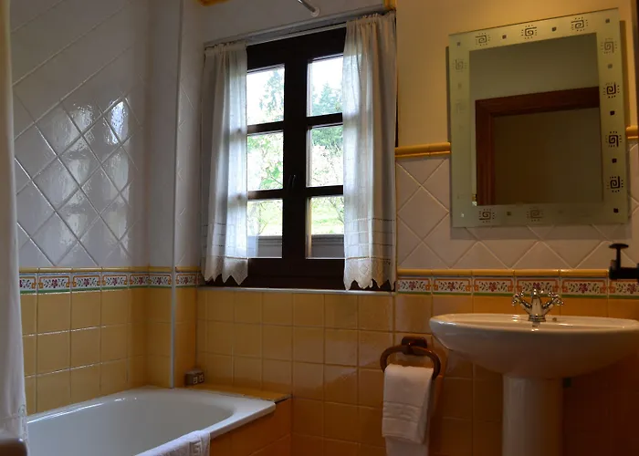 Alesga Rural - Valles Del Oso -asturias San Salvador (Asturias)