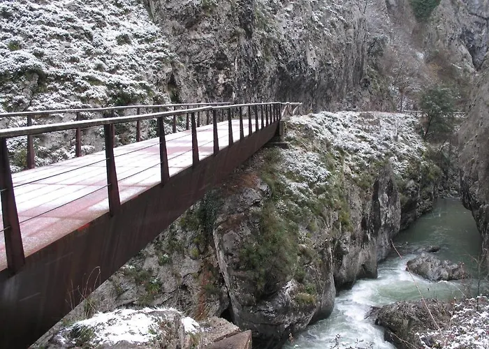 Alesga Rural - Valles Del Oso -asturias 3* San Salvador (Asturias)